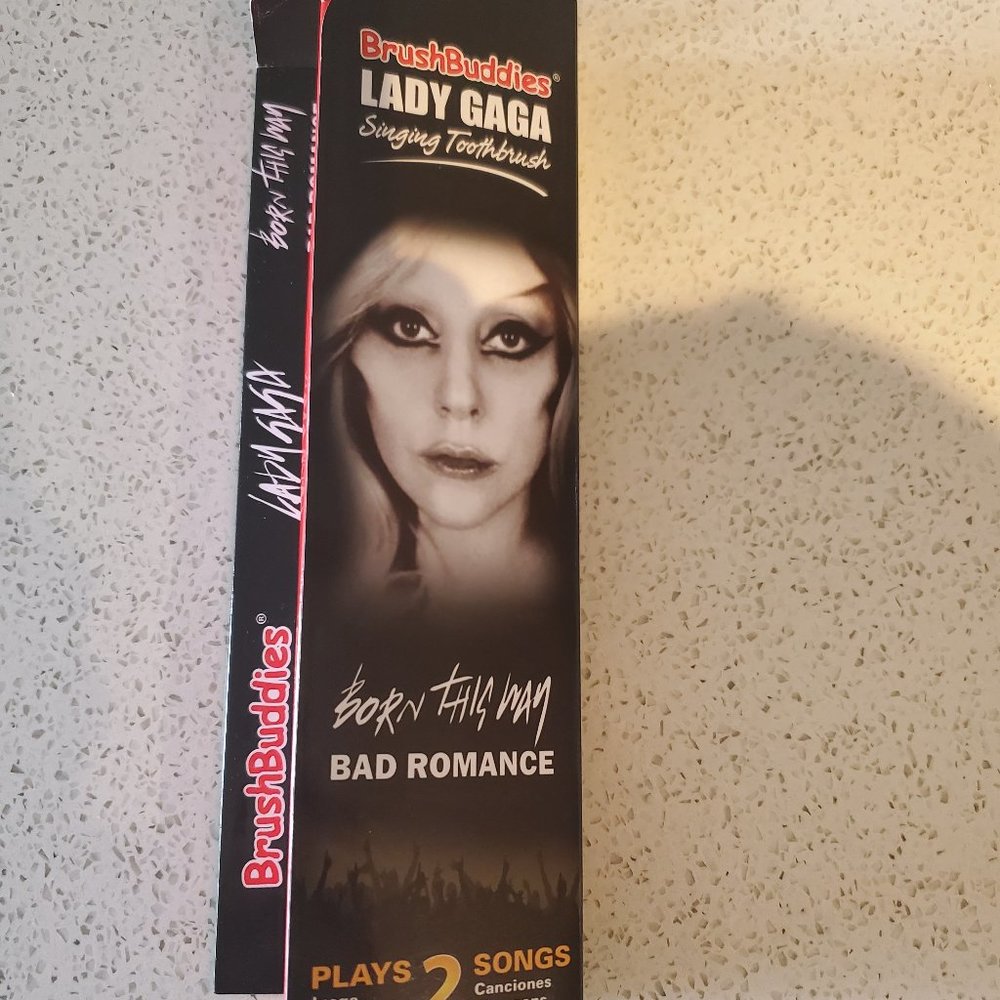 Lady Gaga Born This Way & Bad Romance Singing Toothbrush